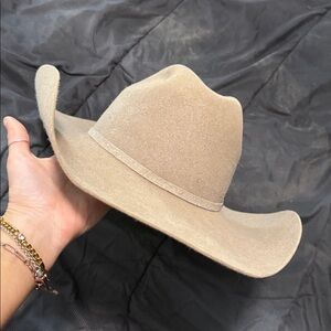 Justin Cream Felt Cowboy Hat